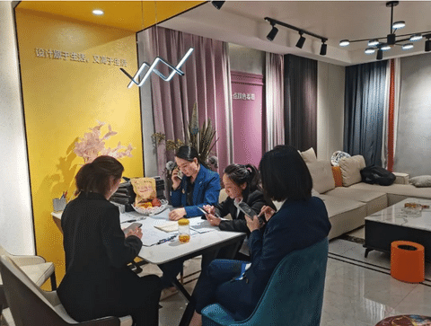 金商故事丨年簽500+單，這位安陸卡百利藝術(shù)涂料經(jīng)銷商如何巾幗不讓須眉？