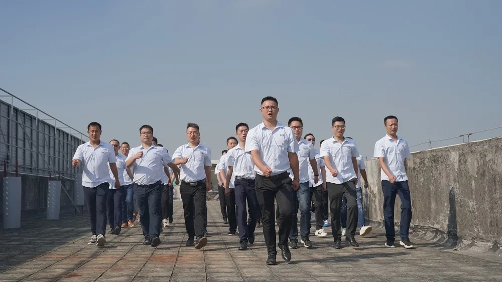 卡百利藝術(shù)涂料：不負(fù)年輕、不負(fù)自己