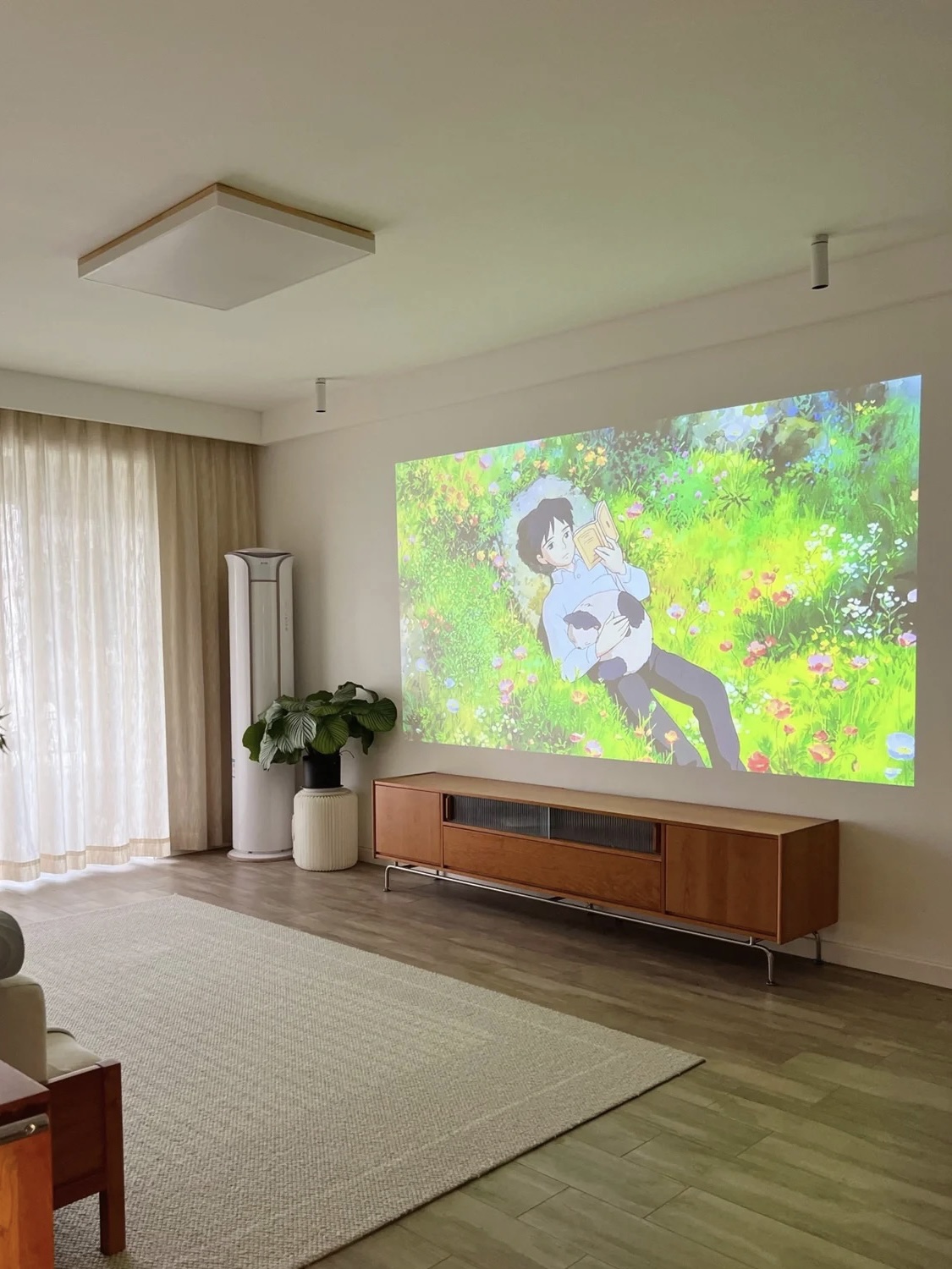 電視背景墻裝修效果圖，2023新款藝術(shù)涂料